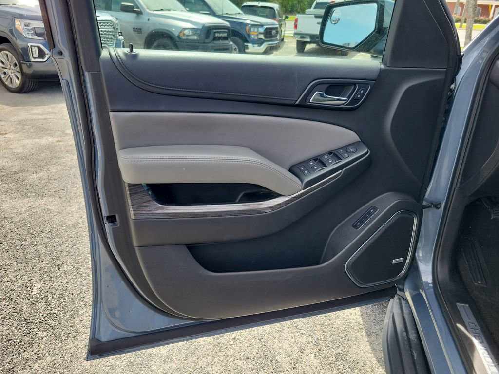 Used 2016 Chevrolet Tahoe LT RWD image 12