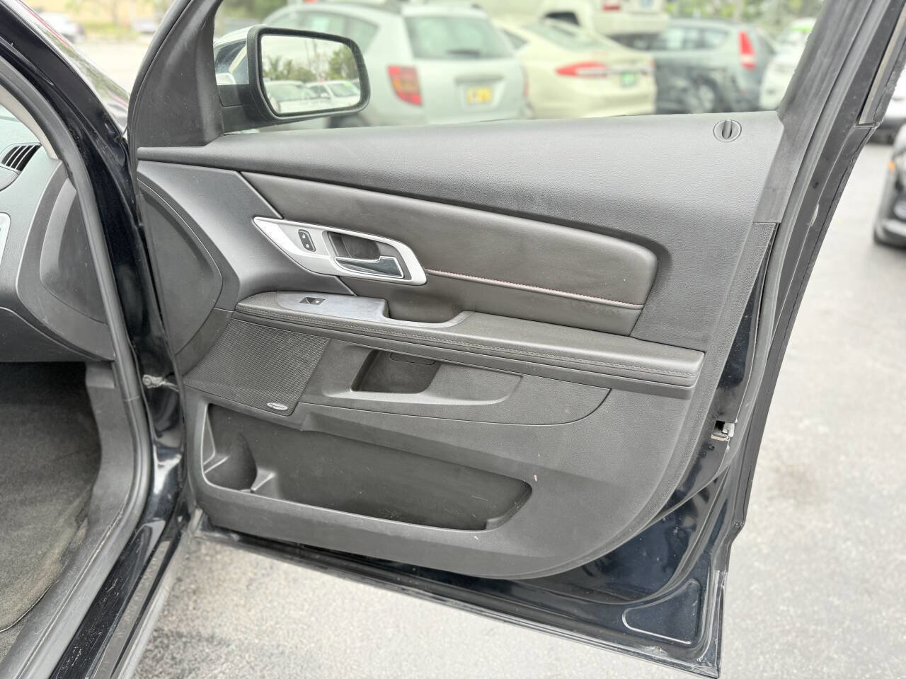 Used 2017 GMC Terrain SLT w/ Driver Alert Package I FWD image 27