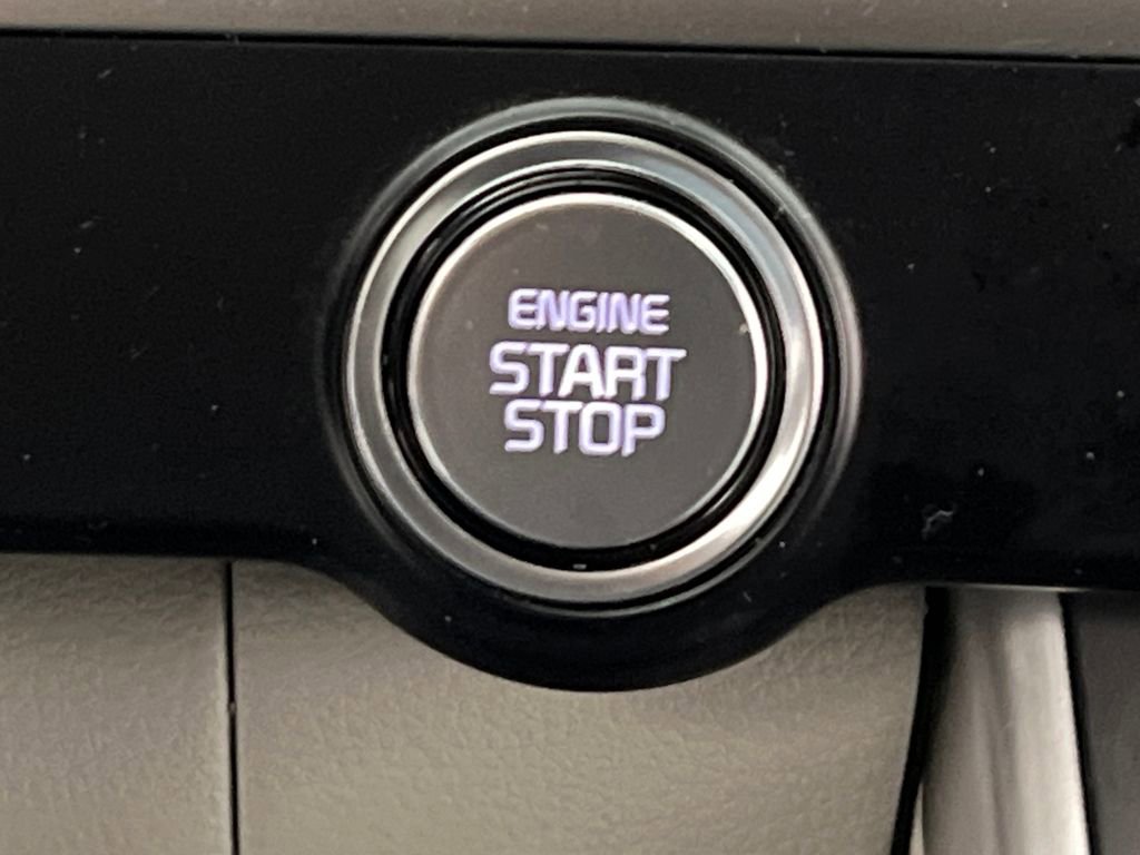 Used 2024 Kia Carnival LX image 54