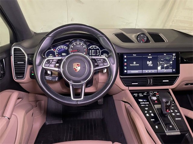 Used 2022 Porsche Cayenne Platinum Edition w/ Premium Package Plus image 27