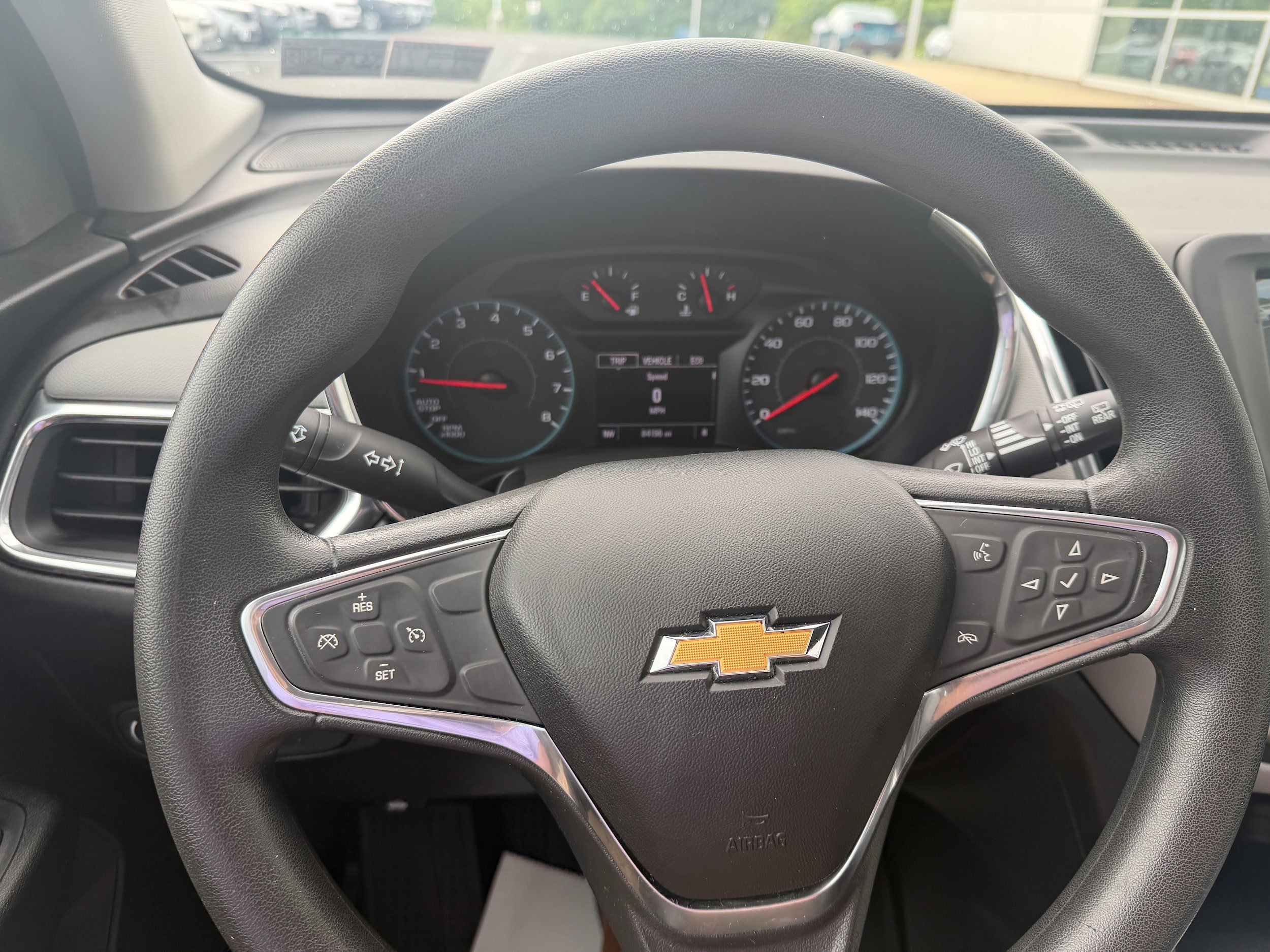 Used 2018 Chevrolet Equinox LS FWD image 25