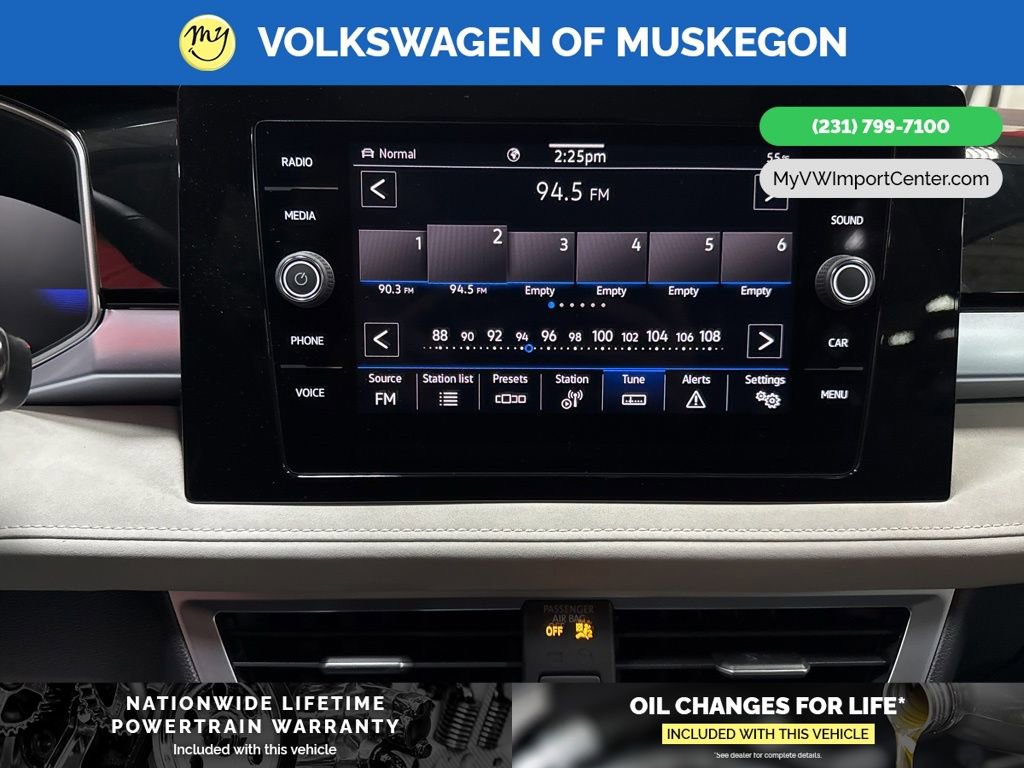 New 2026 Volkswagen Taos SE image 20