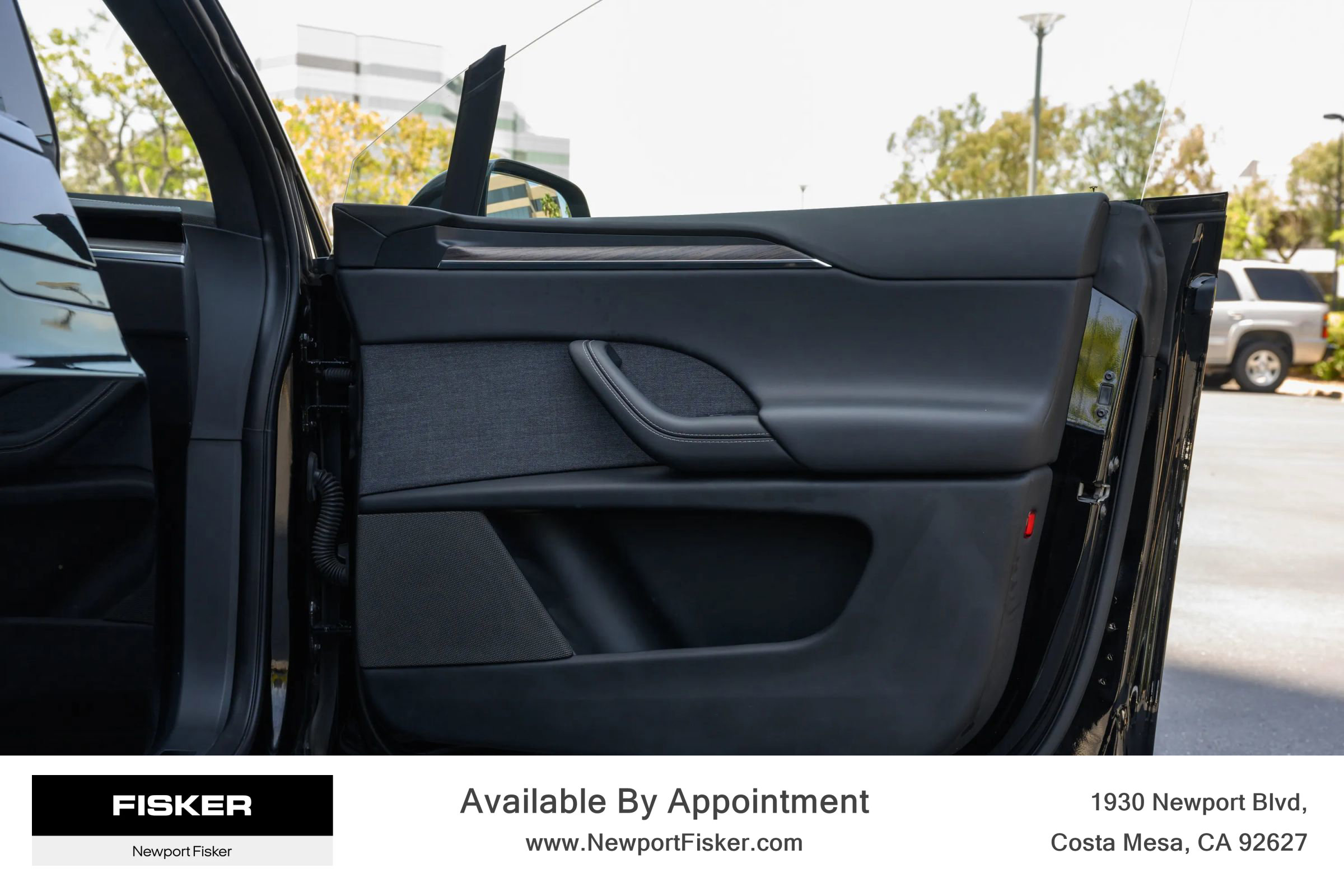 Used 2022 Tesla Model X image 31
