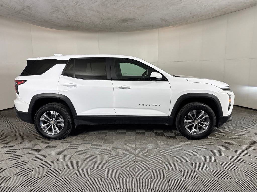 Certified 2025 Chevrolet Equinox LT AWD/4WD image 4