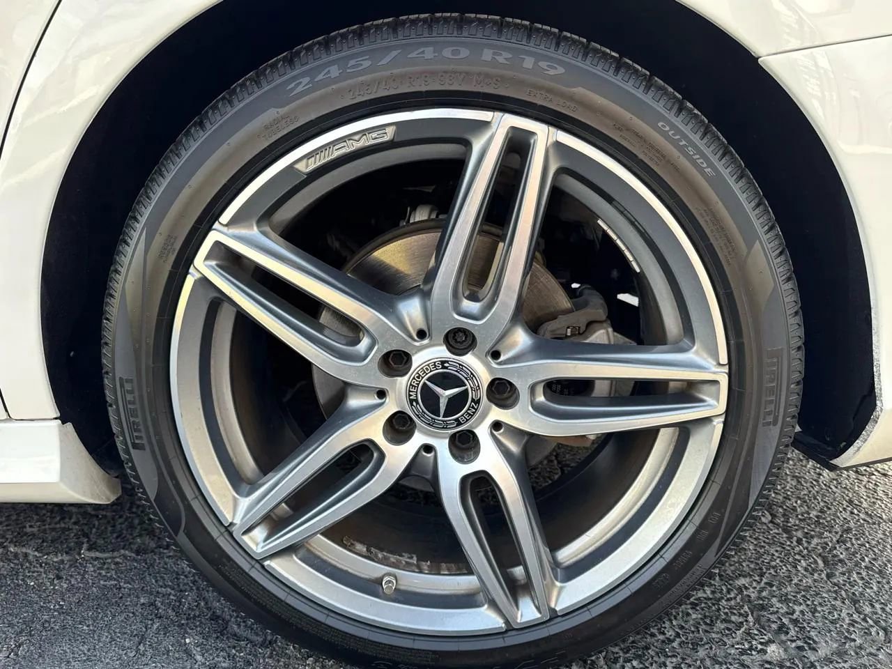 Used 2018 Mercedes-Benz E 300 image 15