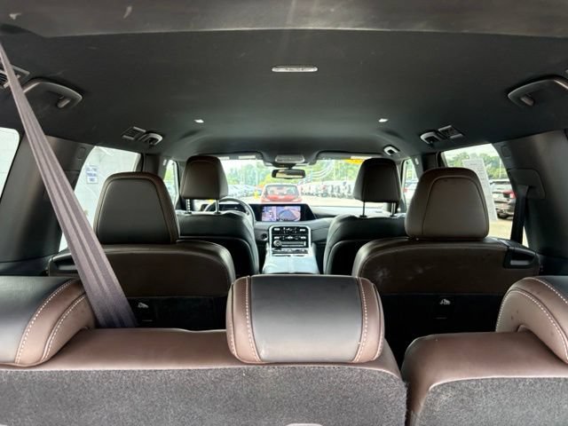 Used 2025 Nissan Armada SL w/ Captain's Chari Seat Package AWD/4WD image 35