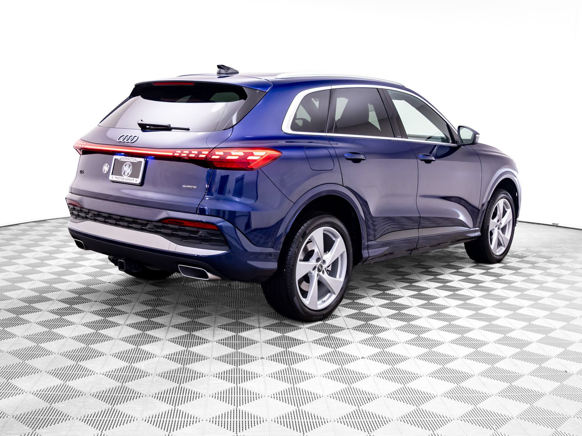 Used 2025 Audi Q5 Premium Plus AWD/4WD image 5