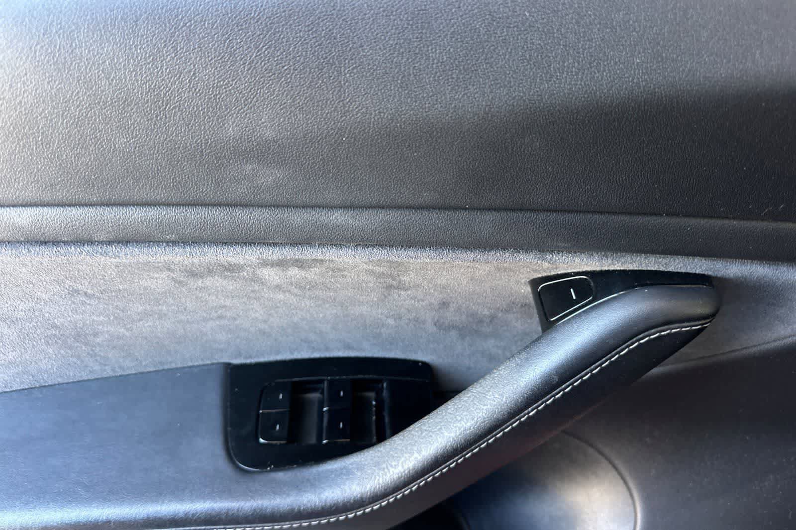 Used 2018 Tesla Model 3 Mid Range RWD image 15
