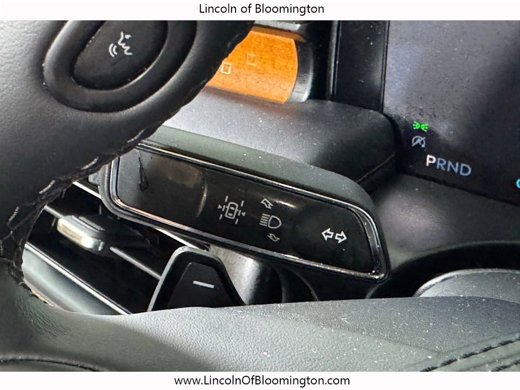 Certified 2025 Lincoln Aviator Black Label image 32