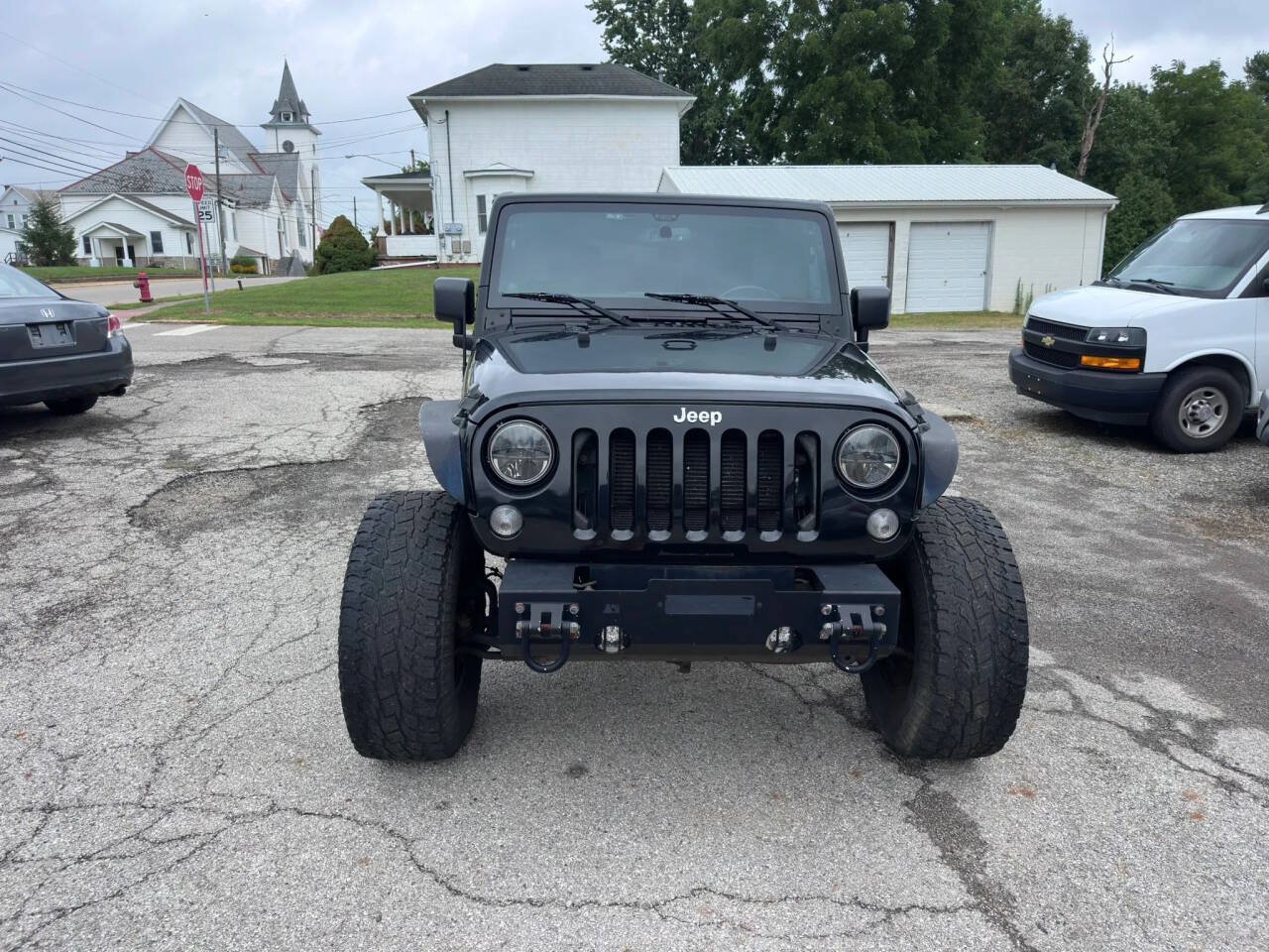 Used 2014 Jeep Wrangler Unlimited Sport w/ Quick Order Package 24S AWD/4WD image 2