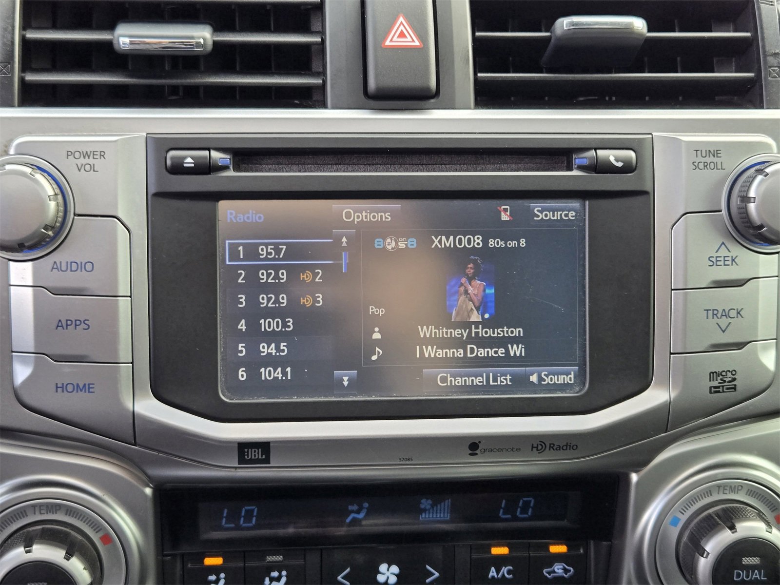 Used 2014 Toyota 4Runner Limited image 15