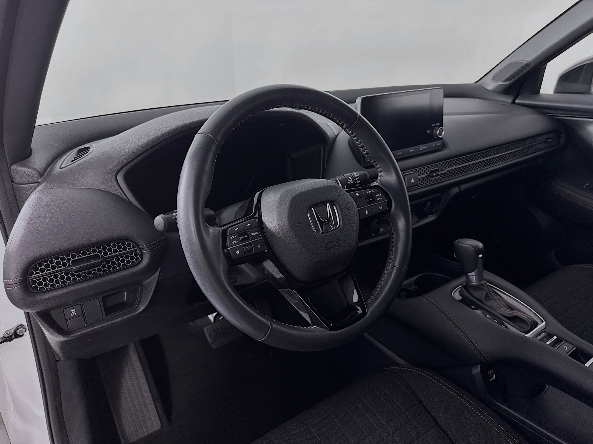 Certified 2023 Honda HR-V Sport image 9