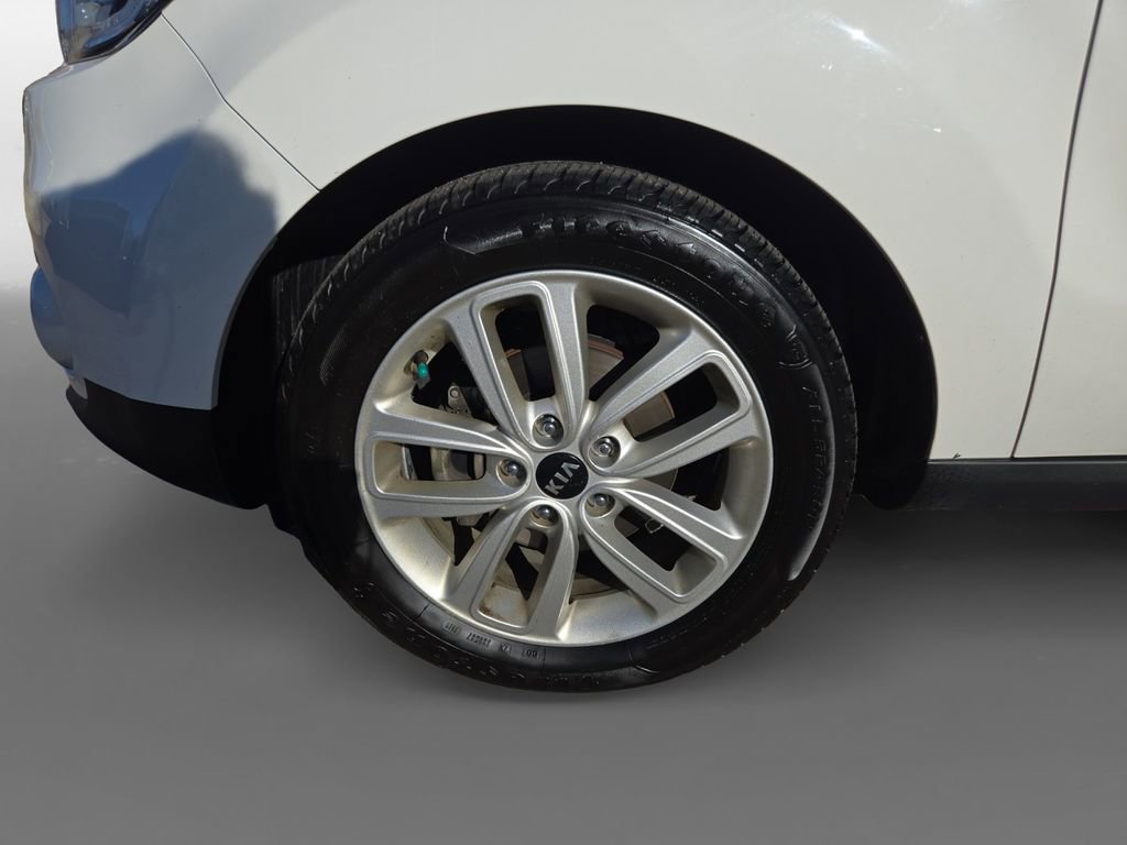 Used 2019 Kia Soul + w/ Primo Package image 16