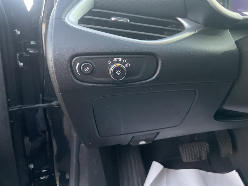 Used 2024 Chevrolet Malibu LT image 17