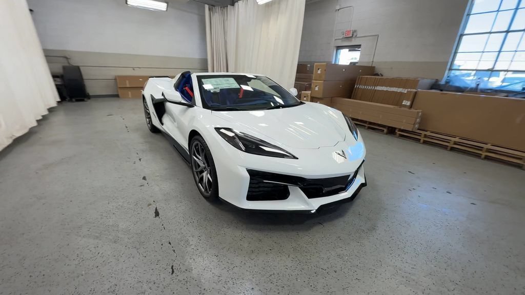 New 2027 Chevrolet Corvette Grand Sport w/ Grand Sport Launch Edition RWD image 2