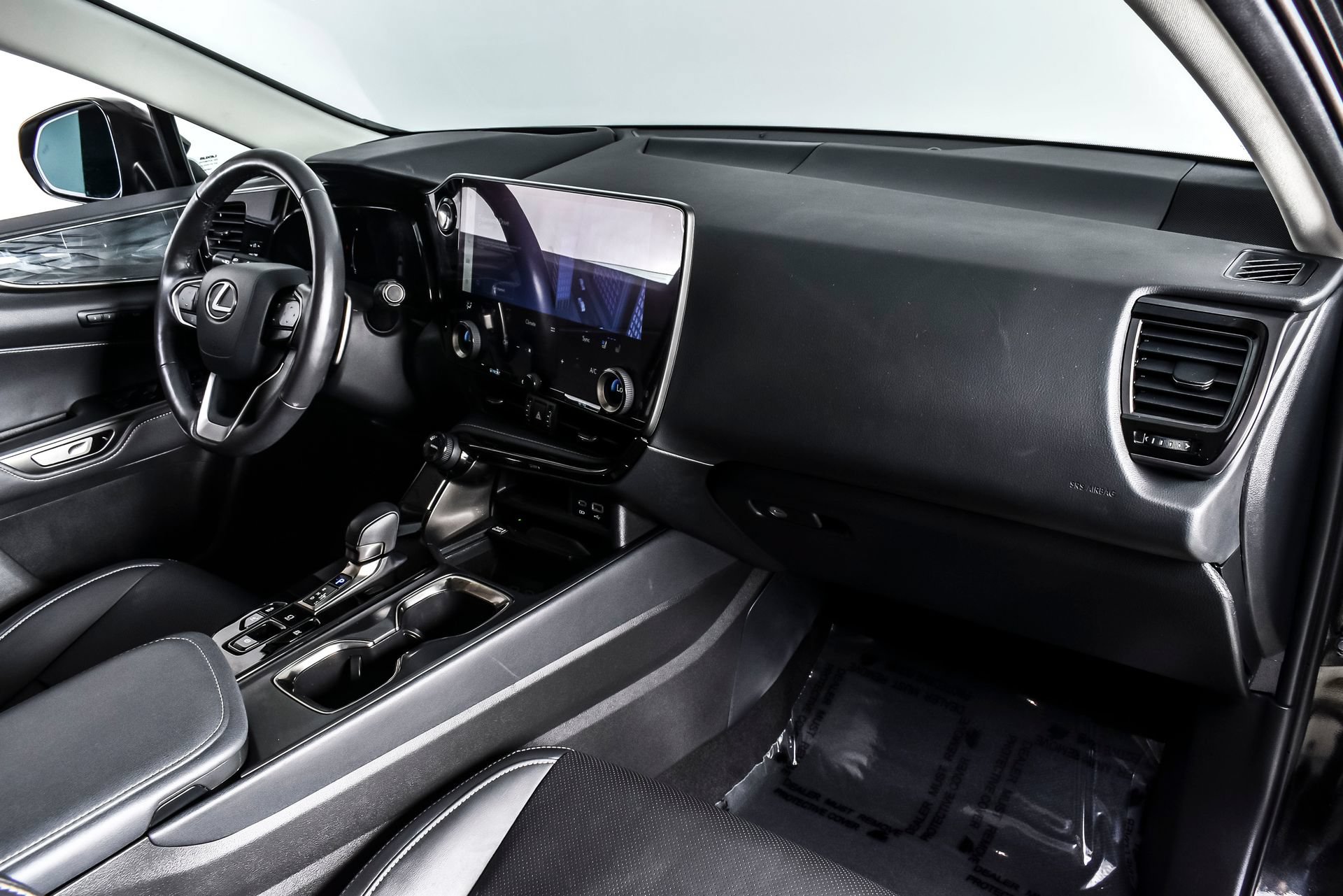Used 2025 Lexus NX 350h AWD w/ Cold Area Package image 24