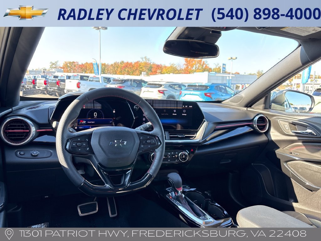 Certified 2026 Chevrolet Trax RS FWD image 13