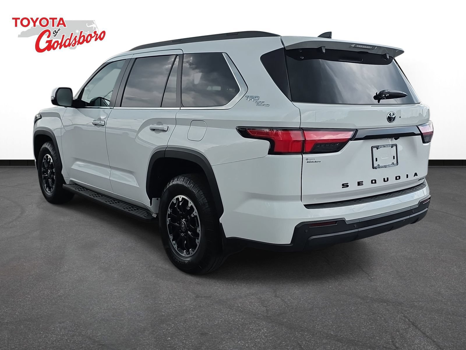 Used 2026 Toyota Sequoia SR5 w/ TRD Off-Road Package AWD/4WD image 7