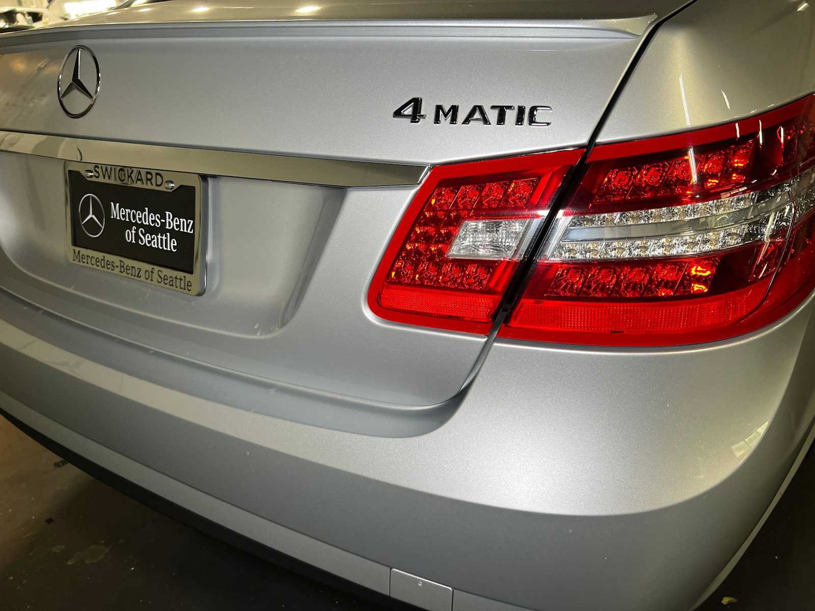 Used 2012 Mercedes-Benz E 350 4MATIC Sedan image 15