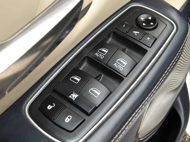 Used 2021 RAM 1500 Limited image 17