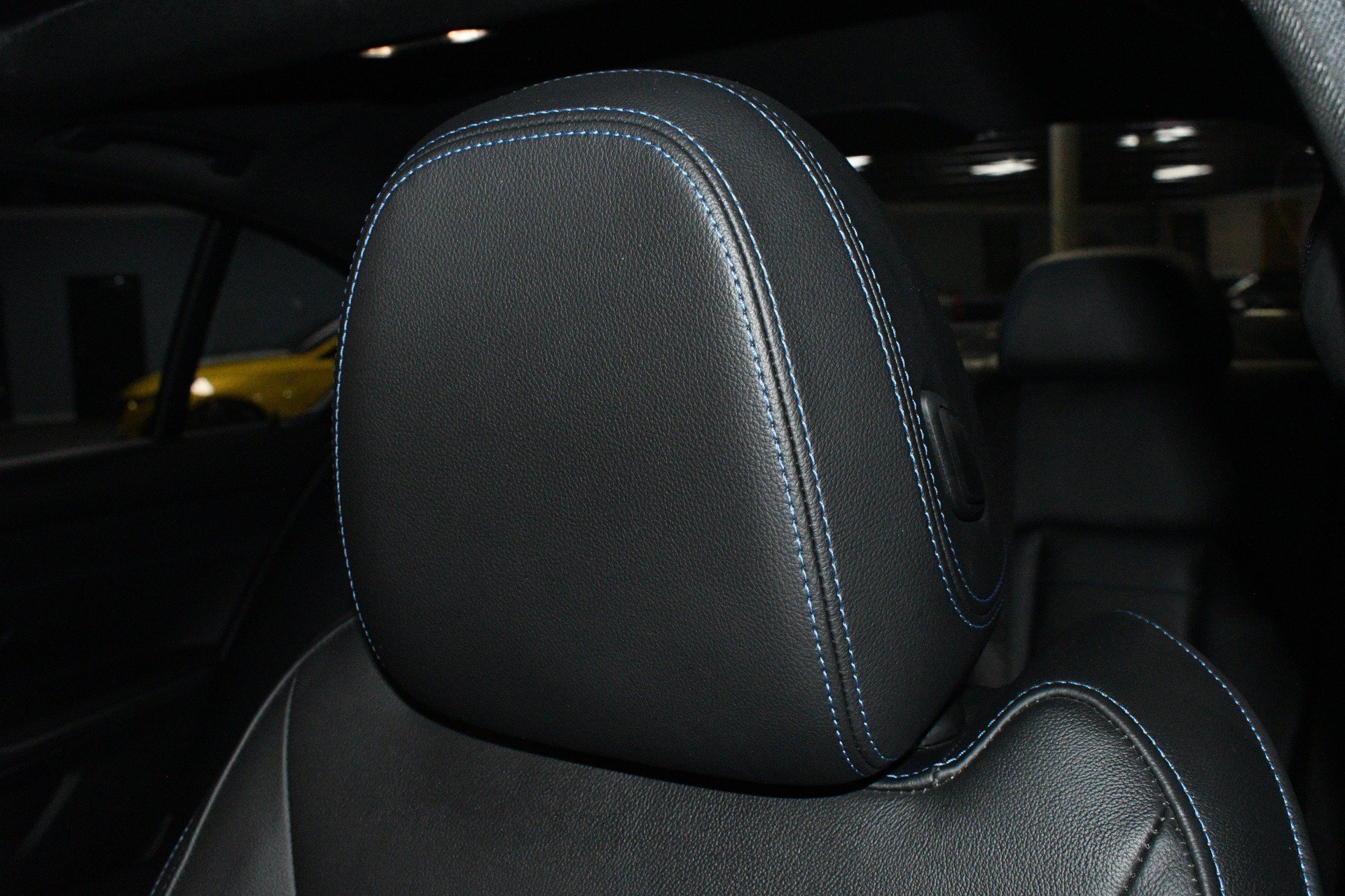 Used 2023 BMW M340i xDrive AWD/4WD image 9