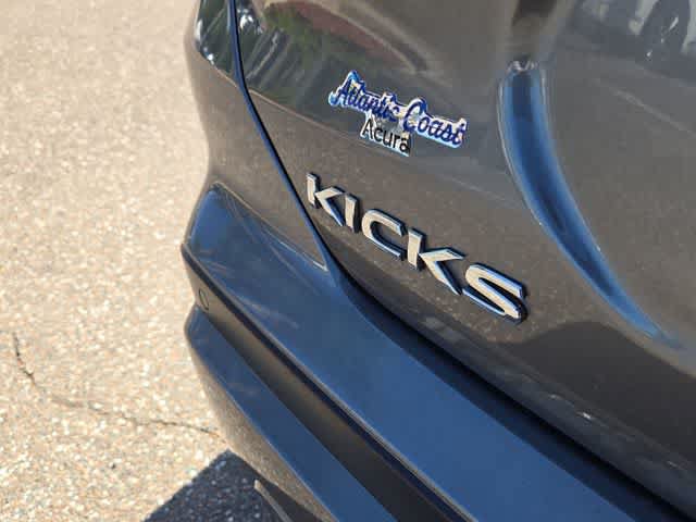 Used 2023 Nissan Kicks SV FWD image 12