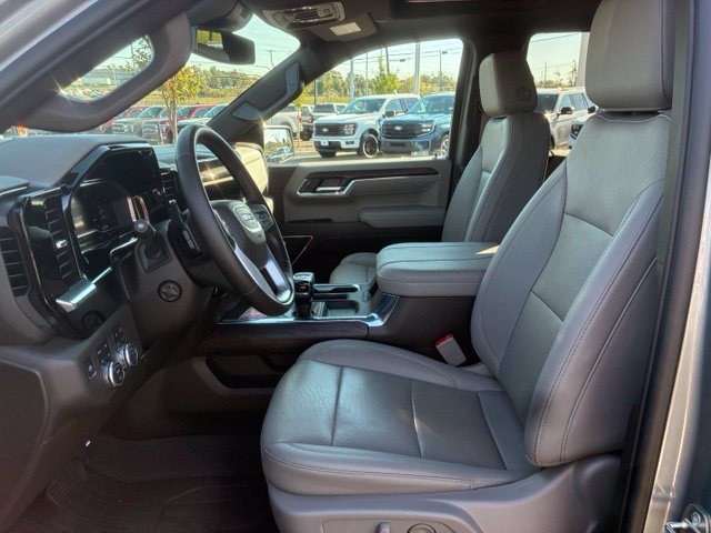 Used 2024 GMC Sierra 1500 SLT w/ SLT Premium Plus Package AWD/4WD image 21