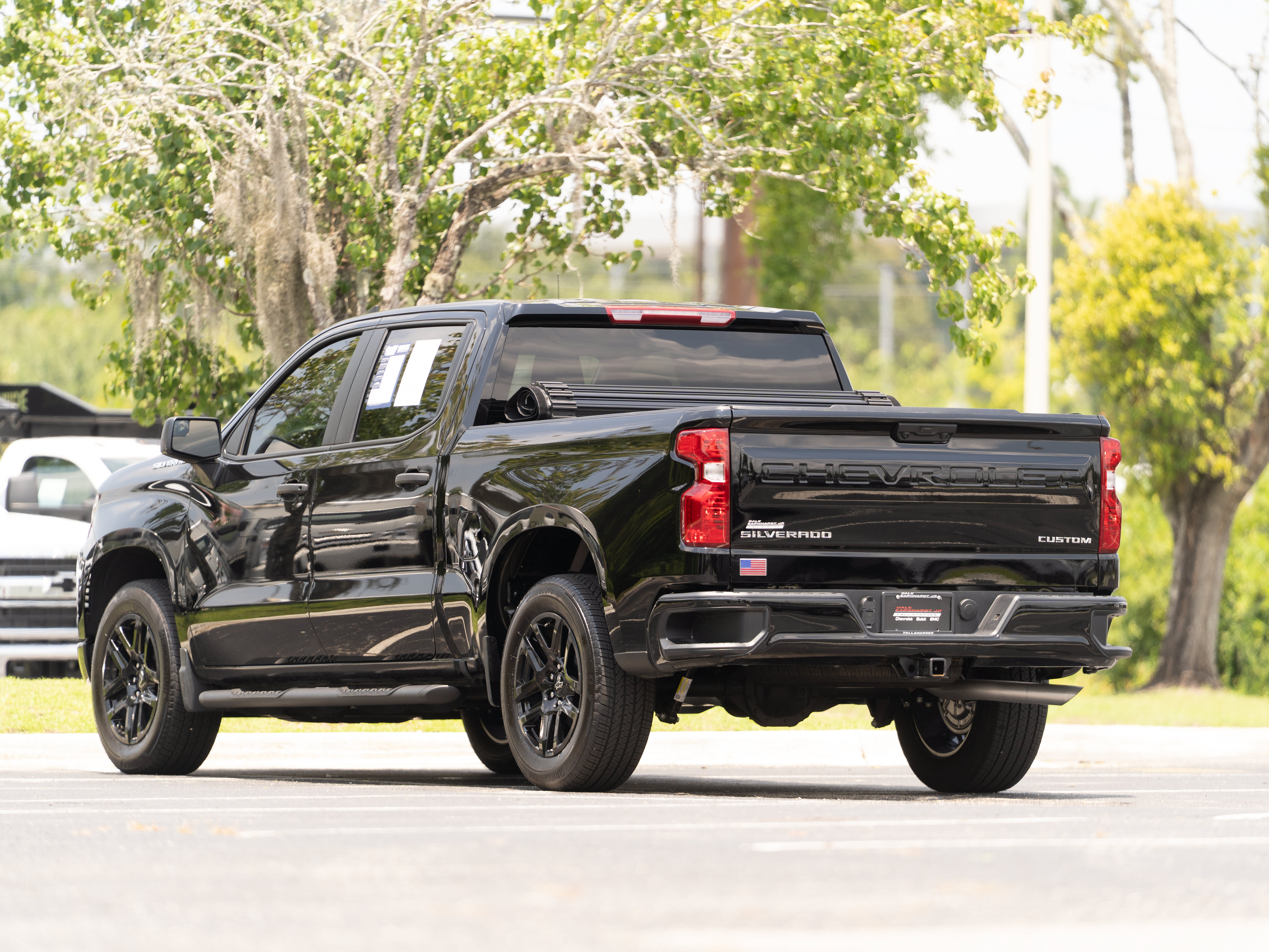 Used 2026 Chevrolet Silverado 1500 Custom RWD image 3