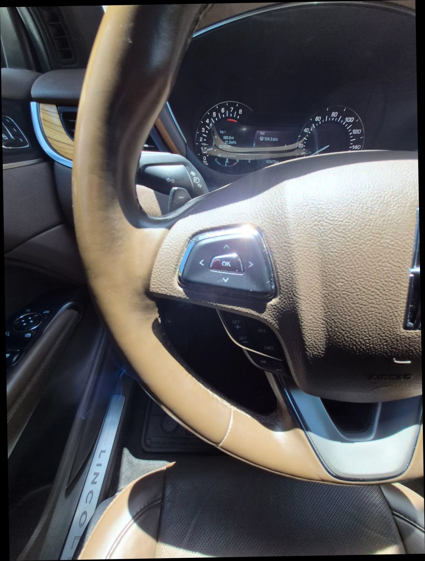Used 2015 Lincoln MKC FWD w/ Equipment Group 102A Reserve image 21