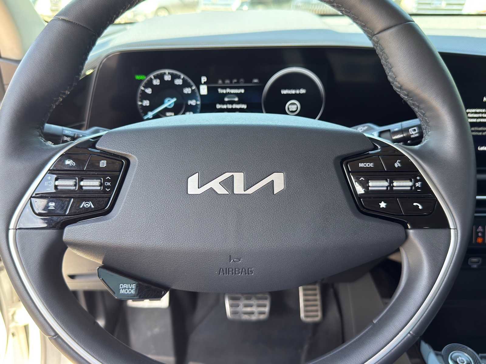 Used 2023 Kia Niro Wave w/ Wave Preserve Package FWD image 18