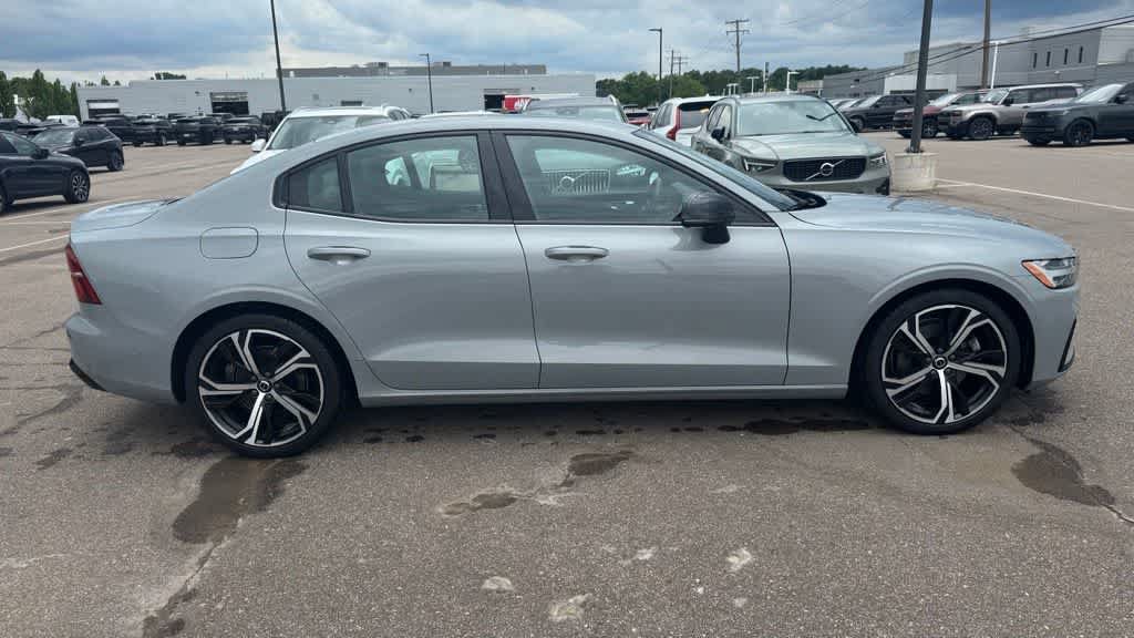 Used 2024 Volvo S60 B5 Ultimate w/ Climate Package AWD/4WD image 4