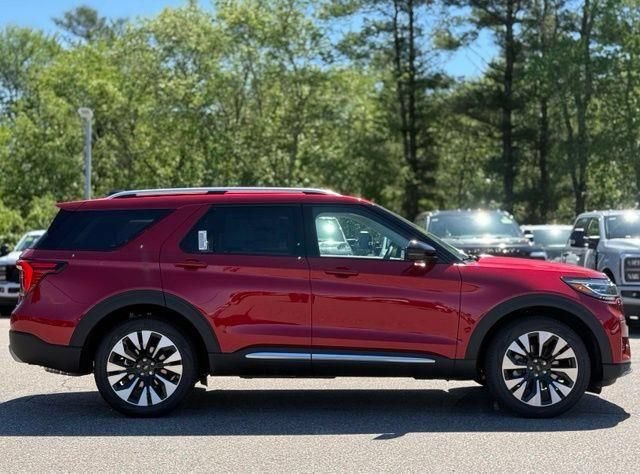 New 2026 Ford Explorer Platinum w/ LUX Leather Package AWD/4WD image 3