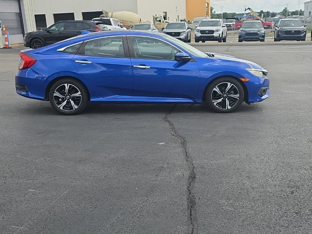 Used 2016 Honda Civic Touring image 9