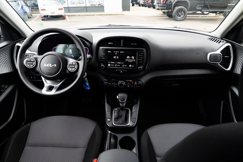 Used 2024 Kia Soul LX w/ Option Group 015 image 8