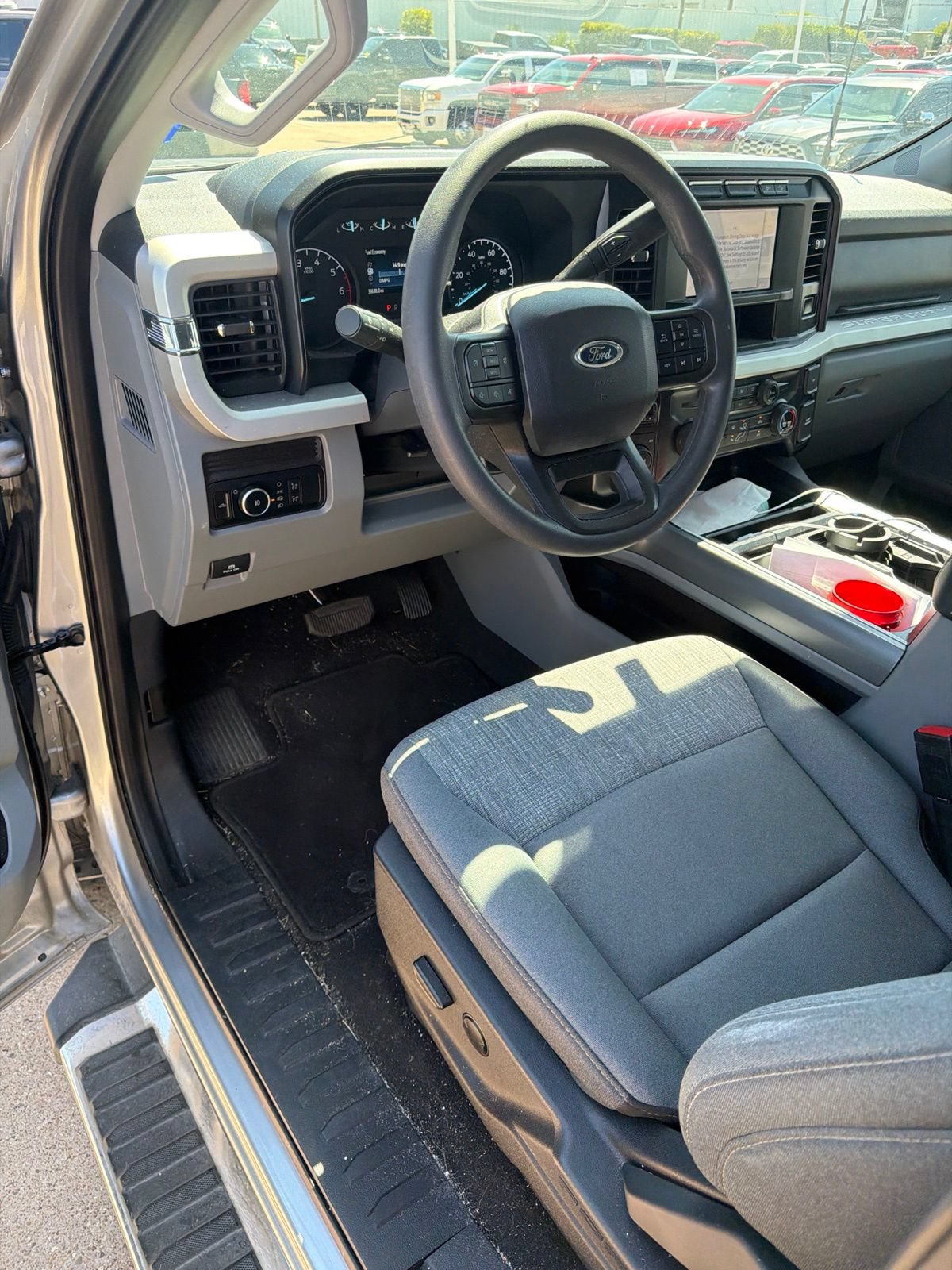 Used 2024 Ford F250 XLT w/ FX4 Off-Road Package AWD/4WD image 13