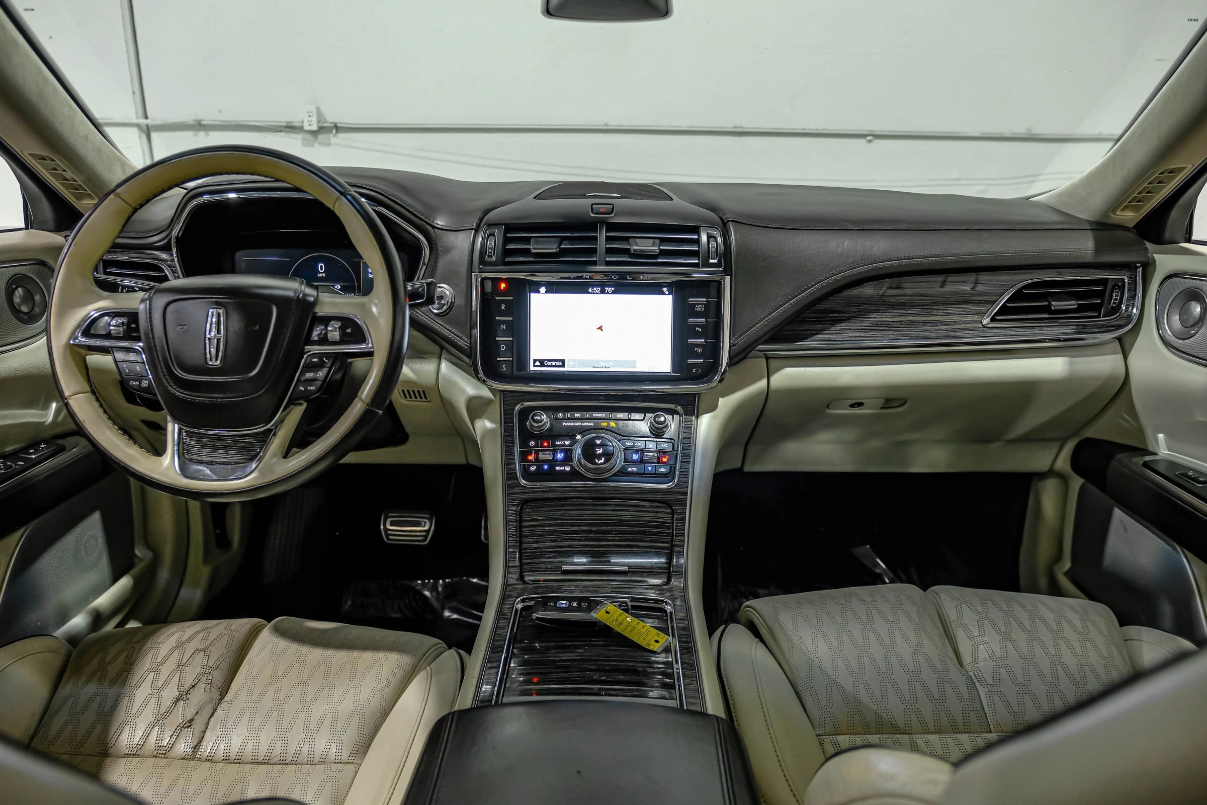 Used 2017 Lincoln Continental Black Label w/ Rear-seat Package AWD/4WD image 18