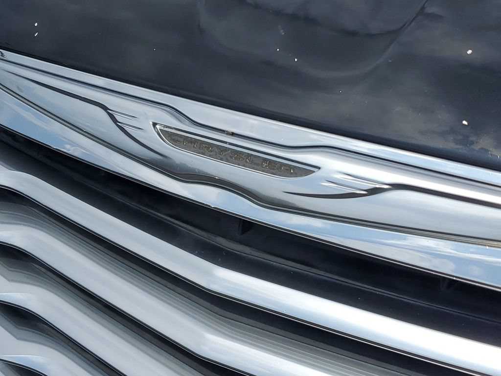 Used 2012 Chrysler 200 Limited FWD image 29