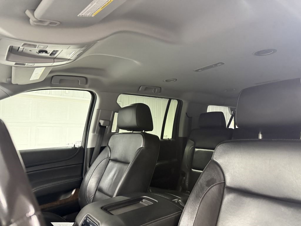 Used 2018 Chevrolet Suburban LT image 10