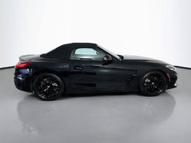 Used 2020 BMW Z4 sDrive30i w/ Premium Package RWD image 11
