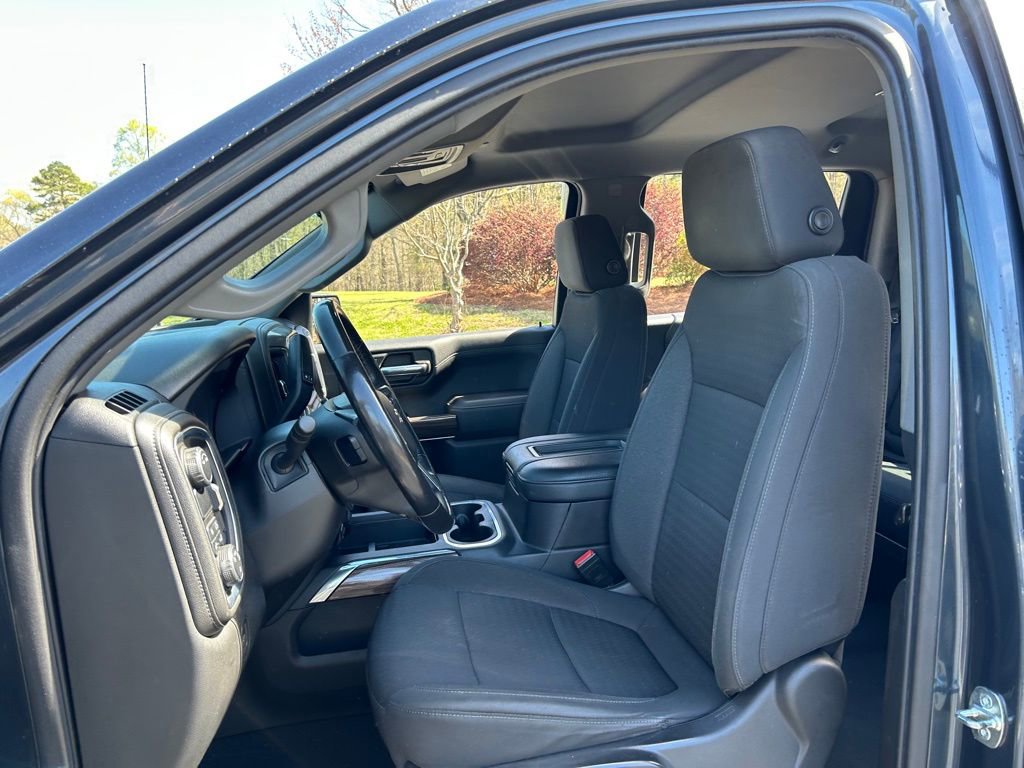 Used 2021 Chevrolet Silverado 1500 RST w/ Convenience Package II RWD image 39