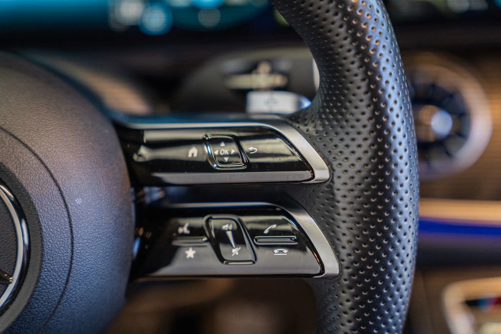 Used 2023 Mercedes-Benz E 450 E 450 image 33