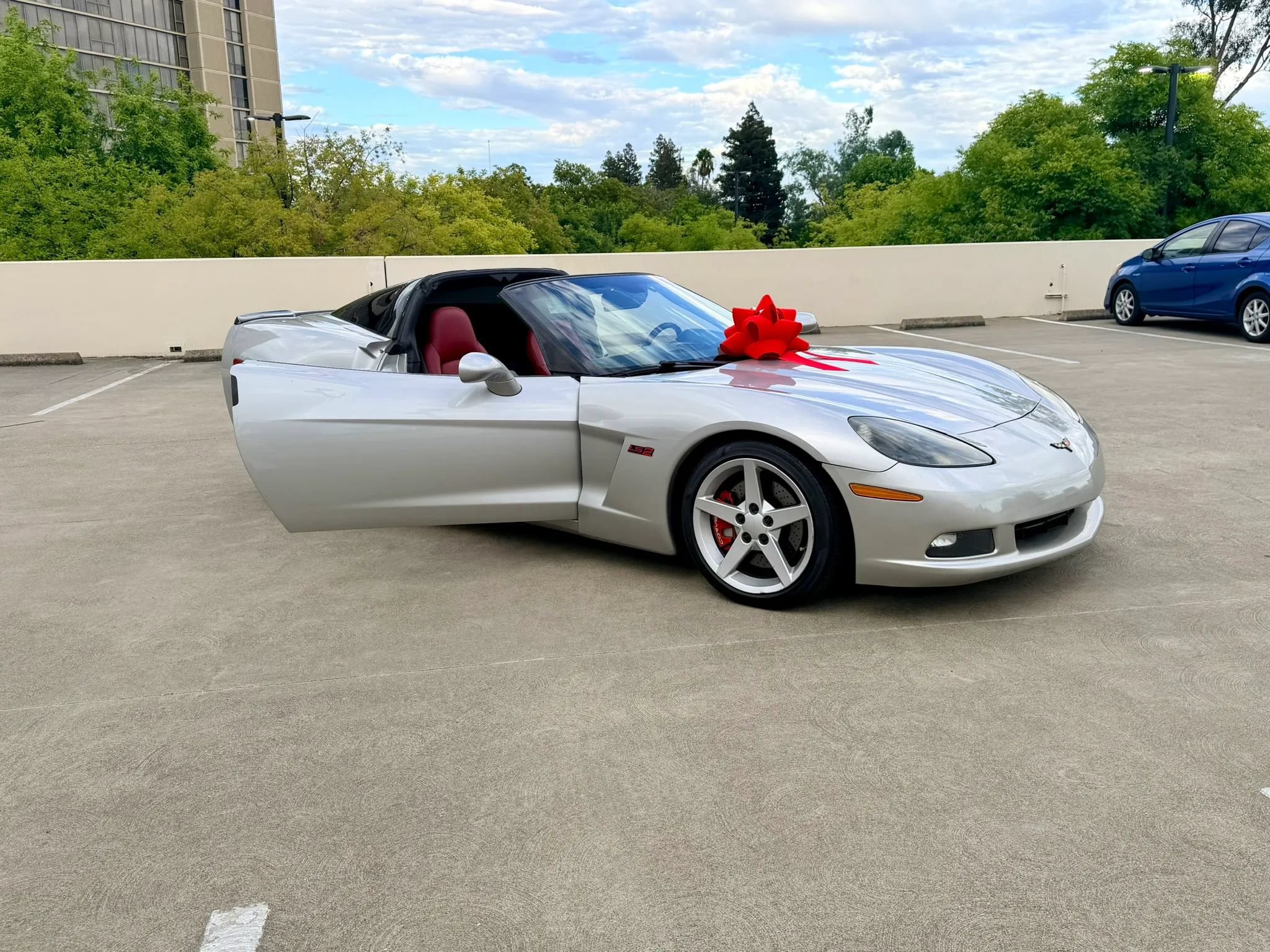 Used 2007 Chevrolet Corvette Coupe w/ Preferred Equipment Group RWD image 32