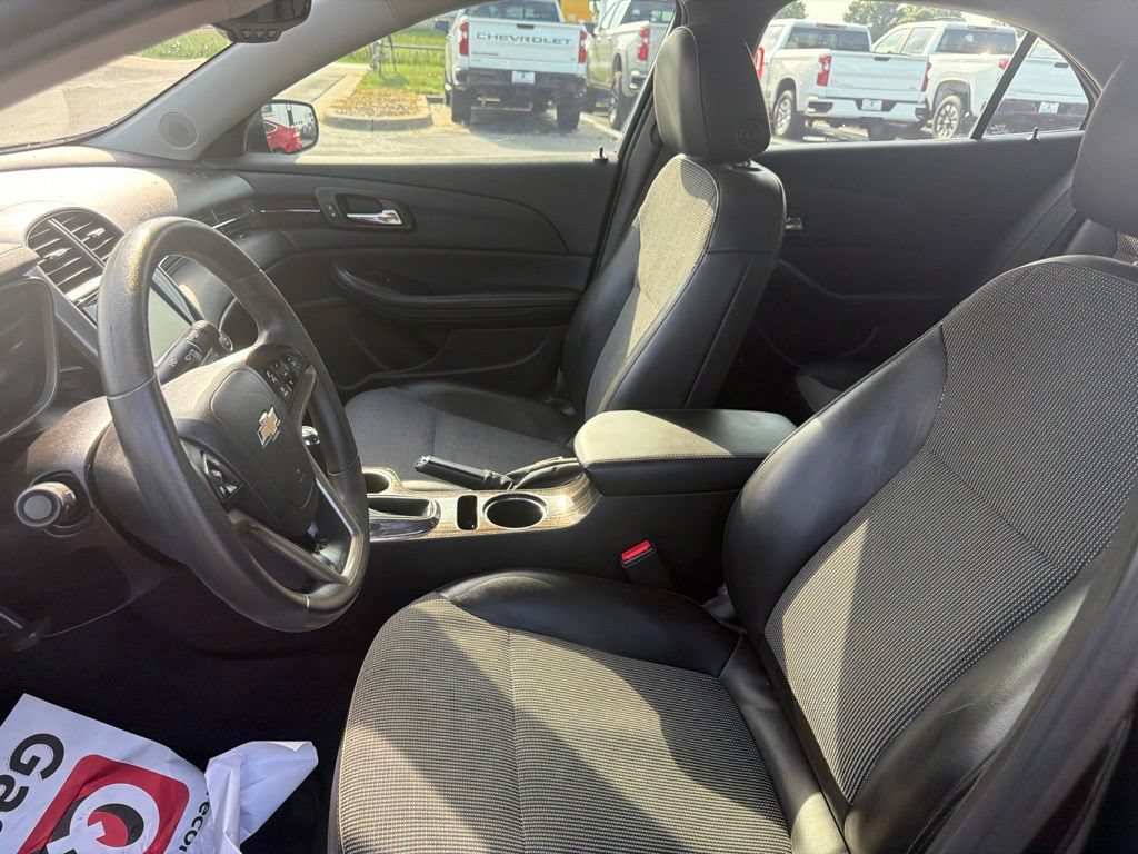 Used 2015 Chevrolet Malibu LT w/ Power Convenience Package FWD image 15