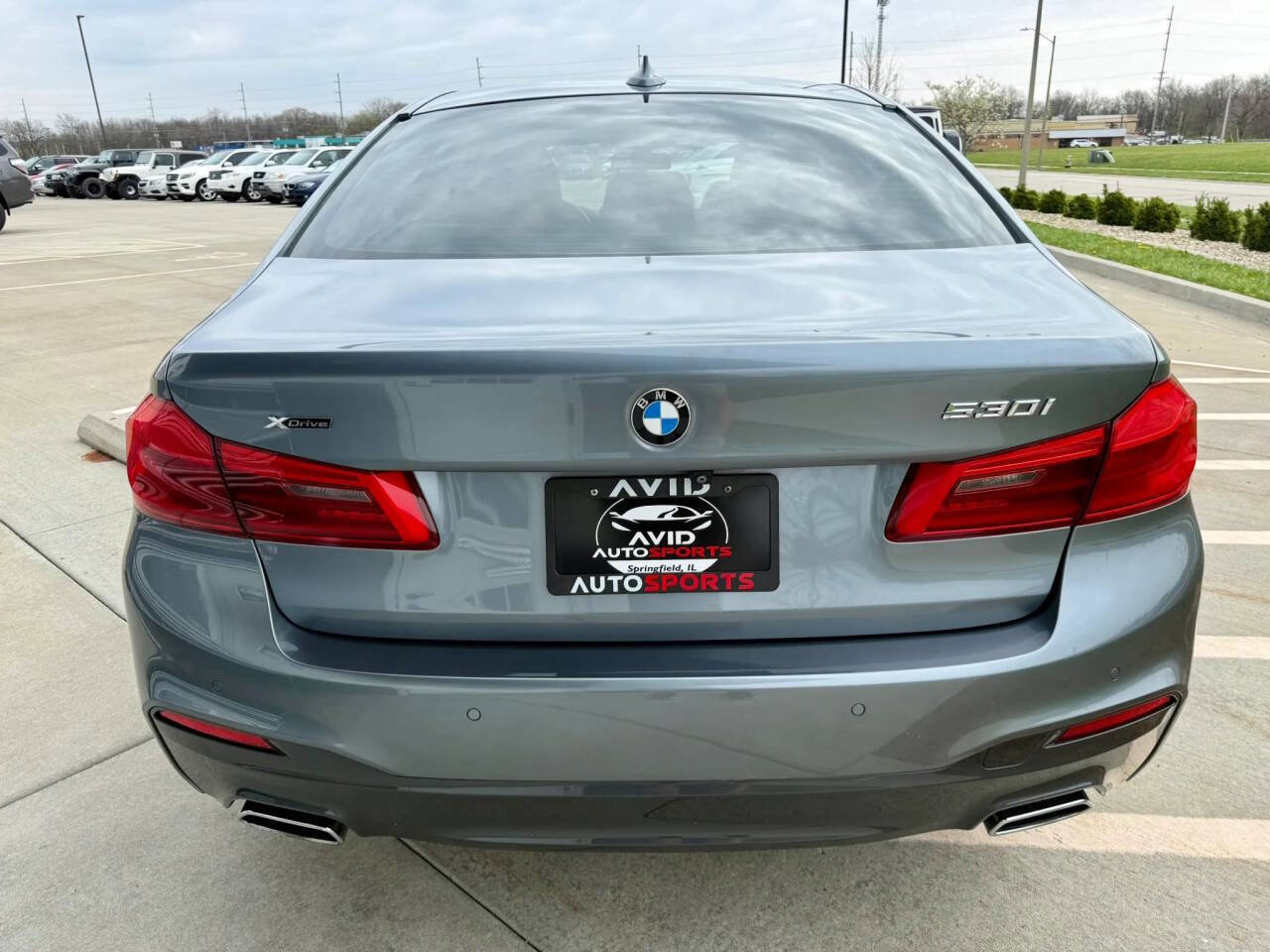 Used 2019 BMW 530i xDrive w/ M Sport Package image 7
