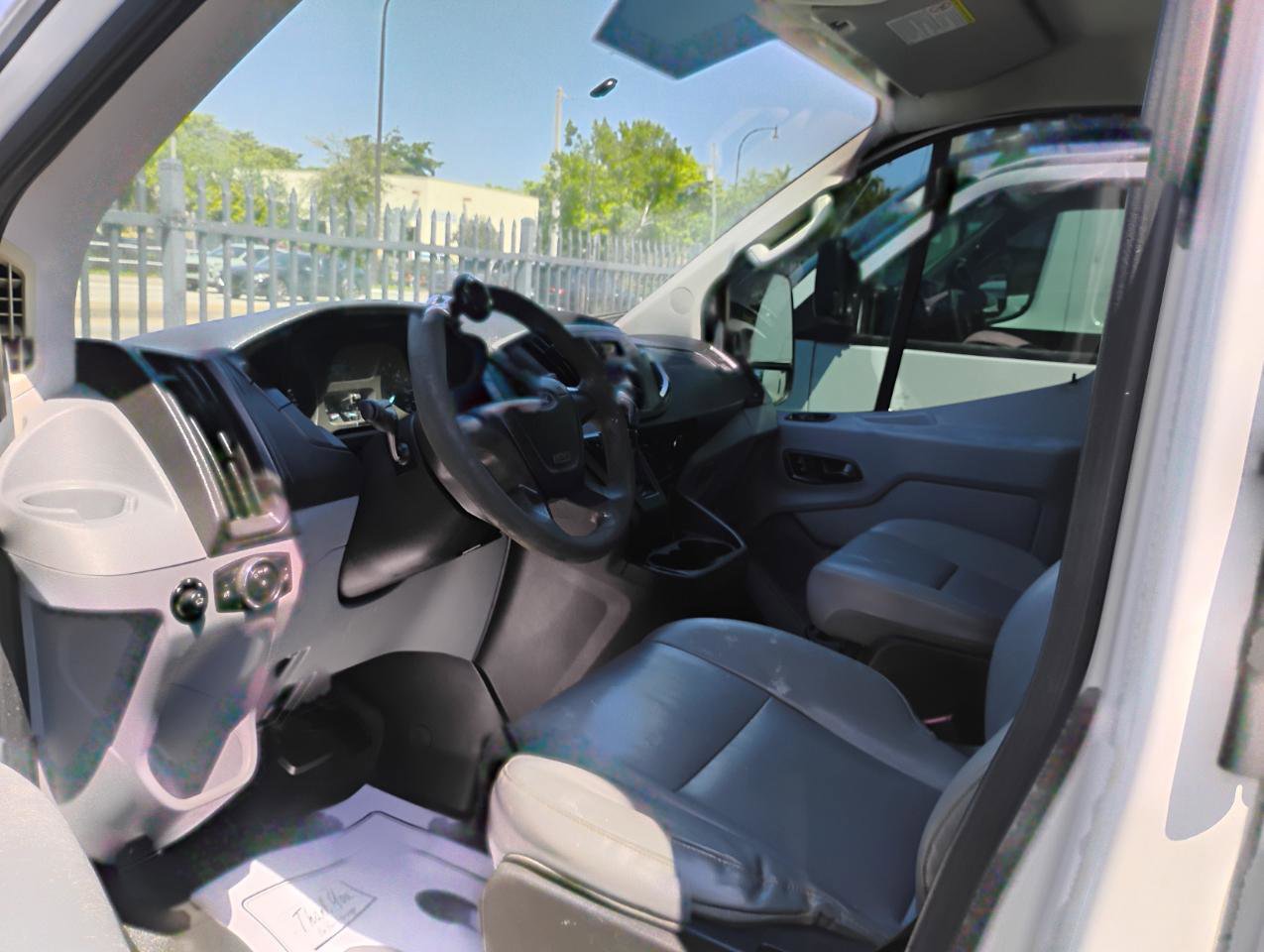 Used 2015 Ford Transit 150 130 Low Roof RWD image 5