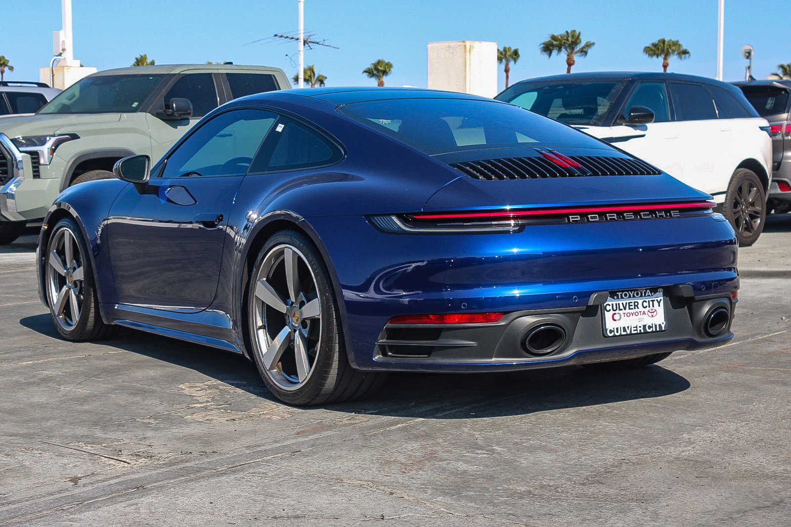 Used 2023 Porsche 911 Carrera T RWD image 7