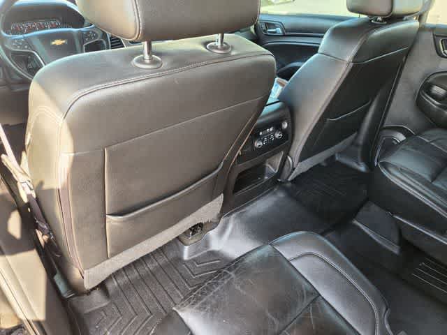 Used 2016 Chevrolet Suburban LT w/ Luxury Package AWD/4WD image 11