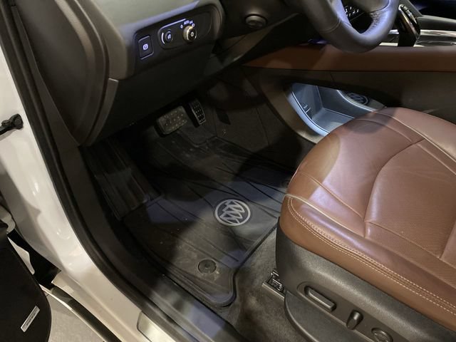 Used 2020 Buick Enclave Avenir w/ Avenir Technology Package AWD/4WD image 28
