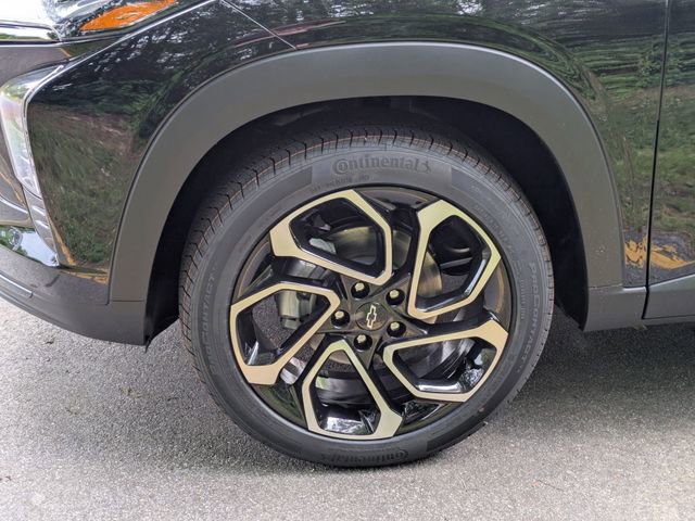 New 2026 Chevrolet Trax RS w/ Sunroof Package FWD image 7