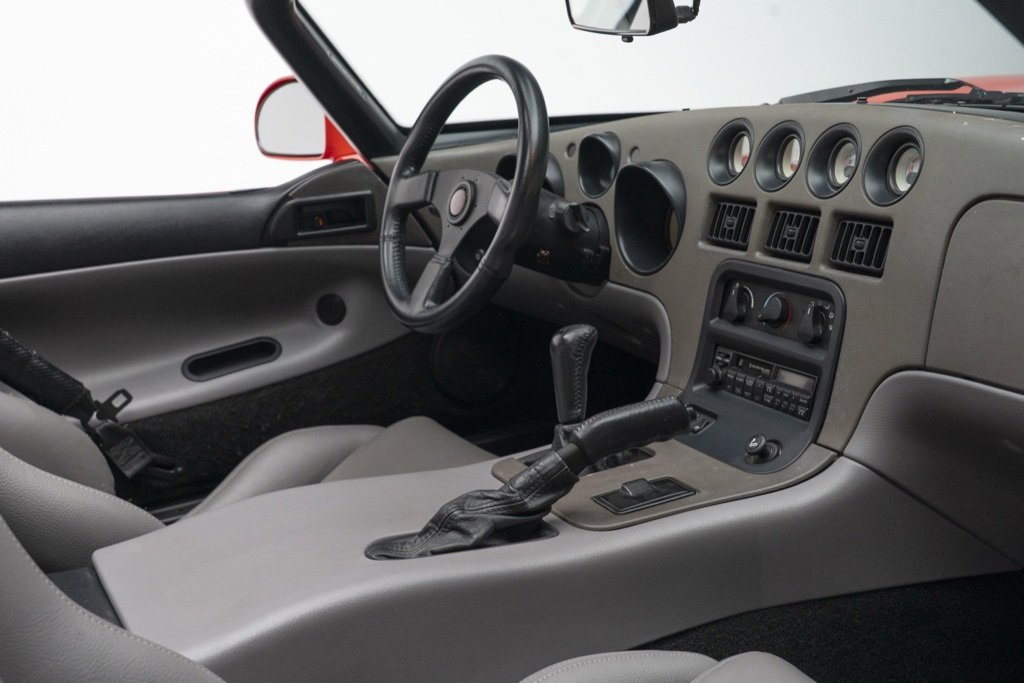 Used 1993 Dodge Viper RT/10 image 35